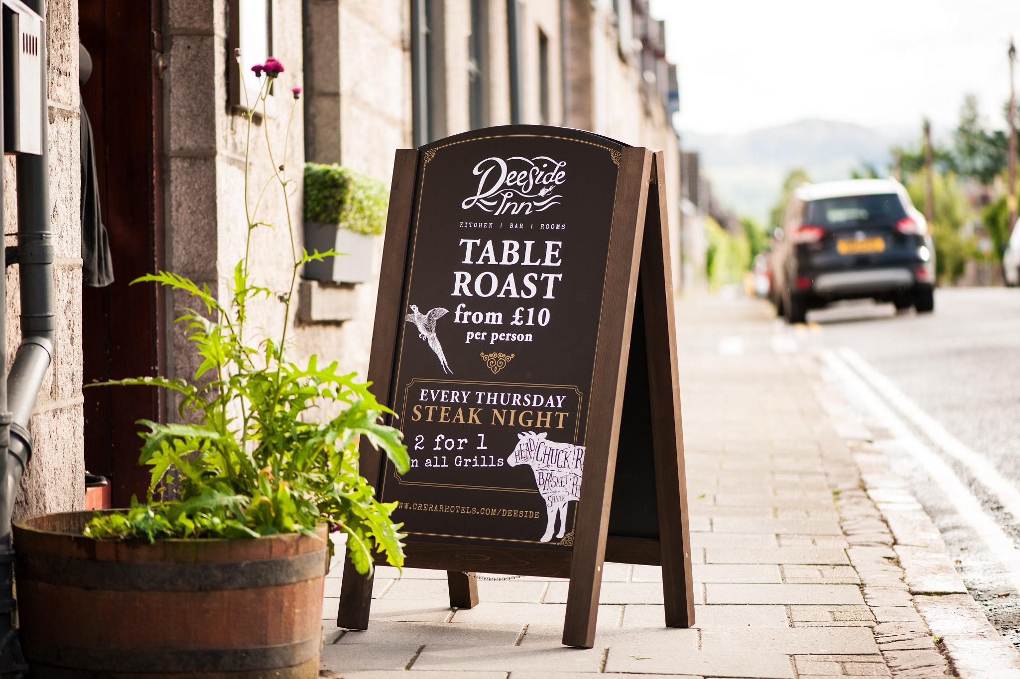 Balmoral Arms Hotel Ballater Kültér fotó