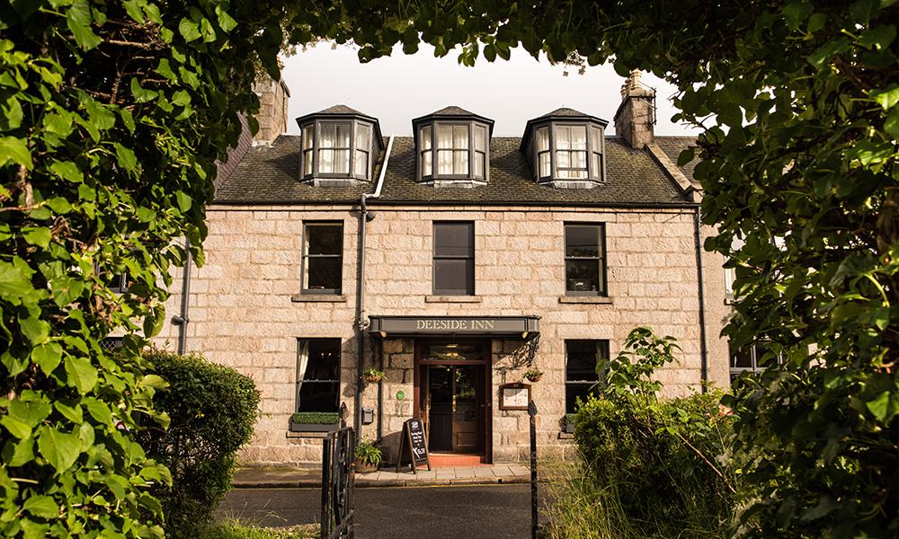 Balmoral Arms Hotel Ballater Kültér fotó