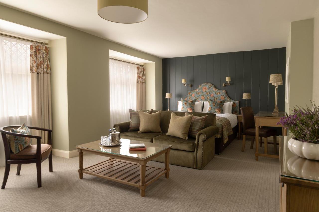 Balmoral Arms Hotel Ballater Kültér fotó