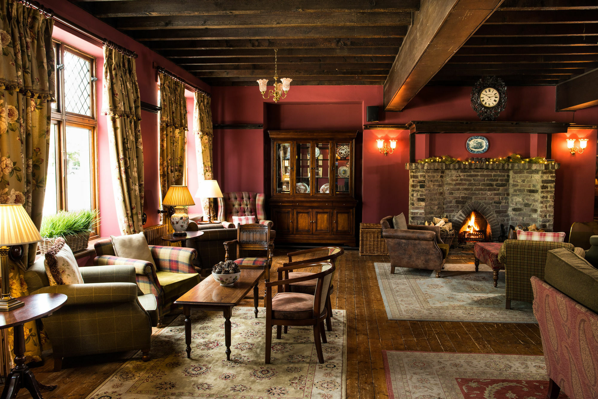 Balmoral Arms Hotel Ballater Kültér fotó
